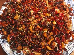 -黄桷树曹家私房菜(江与城店)