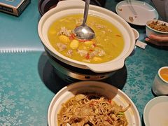 -呷湘厨·鱼汤捞饭·剁椒鱼头·辣椒炒肉(国家会展中心店)