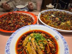 -杨记隆府重庆江湖菜(大悦城店)
