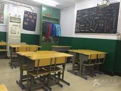 用餐区-做了不起的80后