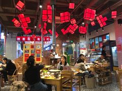 大堂-么肆烤肉·中式自助·烤肉大排档(街道口季佳PAI店)