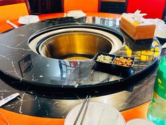 -六州府地锅鸡·农家菜·龙虾(未来科技城店)