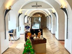 -Me Coffee下午茶艺术空间