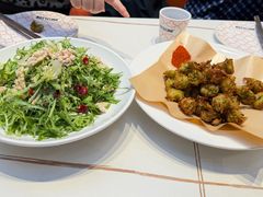 -阿瓦山寨·湘菜现炒·剁椒鱼头王(咸阳总店)