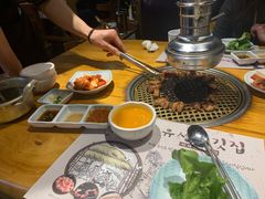 -唯成•韩国炭火烤肉 유성고기