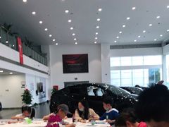 -TESLA 特斯拉(北京南四环中路特斯拉中心)