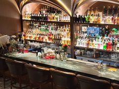 -Mogul Eatery·大亨餐酒馆