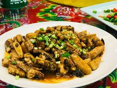 -闯关东东北农家菜(崂山石老人店)