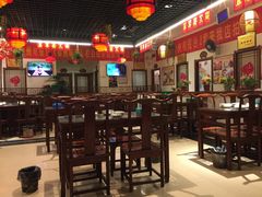 大堂-百味地锅鸡(财校分店)