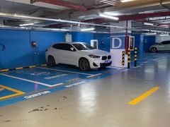 -奉贤宝龙城市广场·停车场