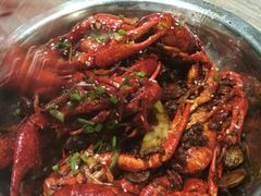-巴厘龙虾·榜首油焖大虾(音乐学院·沿江酒馆店)
