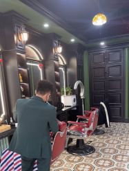 -豪帅男士理容馆