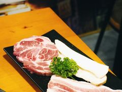 猪梅花肉-咕咕站韩国料理(紫金港店)