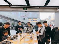 -DJI大疆(深圳华强北曼哈授权体验店)