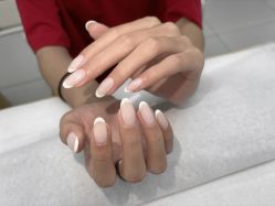 -赢韵美甲美睫瑞士净斑中心