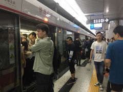 -铁西广场(地铁站)