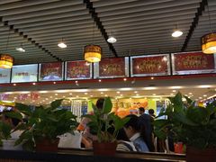 大堂-成都风味小吃(成都东站店)