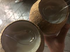 -椰爺爺·椰子冻砵仔糕