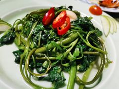 -Lam Vien Restaurant