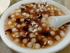 -芳婆糕团店(王府大街店)