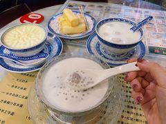 -广信牛奶甜品世家(台东店)