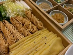 -鹊华居·地道鲁菜·海鲜·融合味(大明湖店)