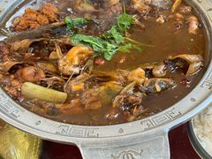 -鸿亨泰杂鱼馆(港馨家园店)