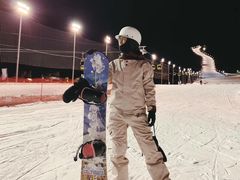 -丝绸之路山地度假区滑雪场