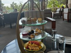 -亚龙湾喜来登·美景台大堂吧