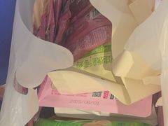 -良品铺子(宝安天虹购物中心店)