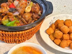 -肥仔文澳门猪骨煲(南京西路店)