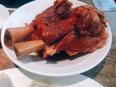 金牌酱棒骨-上关雪東北菜(中房金谊店)