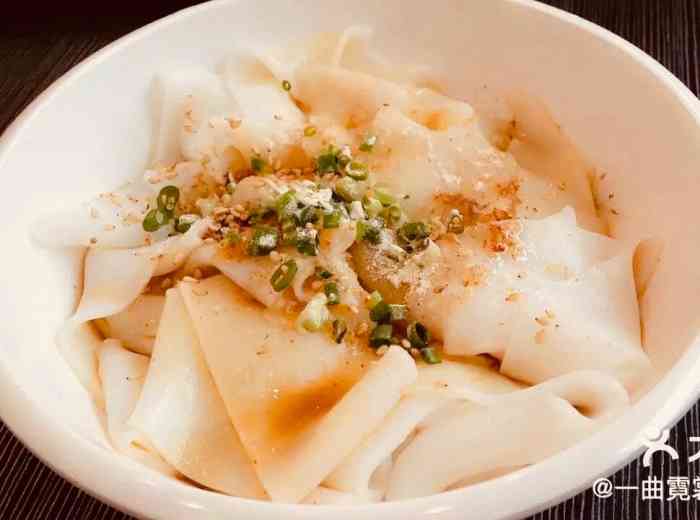 打分    /人 拌粿条味道很不错,活肉口感很好