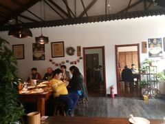 大堂-东家小院金汤酸菜鱼(南阳路店)