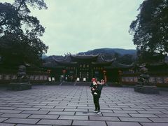 -峨眉山报国寺