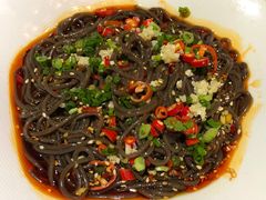 -铜锣湾·有麝自然香(渝北财富中心店)