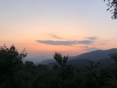 -鬼笑石后山停车场