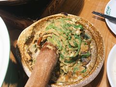 皮蛋青椒擂茄子-费大厨辣椒炒肉(万家丽一店)