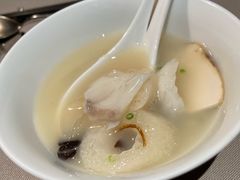 荣记花胶黄鱼羹-荣轩(新荣记环球金融中心店)