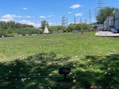 -蓝地时尚庄园(北京清河营地铁站店)