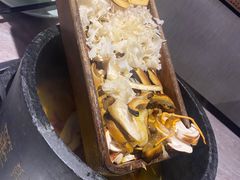 -野·大山里野生菌石锅土鸡(益田假日店)