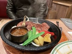 -玛格萝妮比萨屋(四平店)