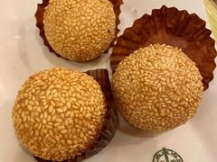 黄金流沙煎堆-添好运点心专门店(百老汇店)