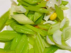 -湖庭壹品鸭王·传统北京烤鸭·别墅私房菜·庭院宵夜(江宁店)