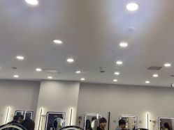 -藤野造型烫染·漂发
