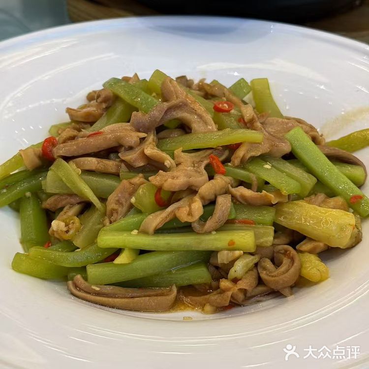 江西小炒凭‘致命辣’逆袭出圈!