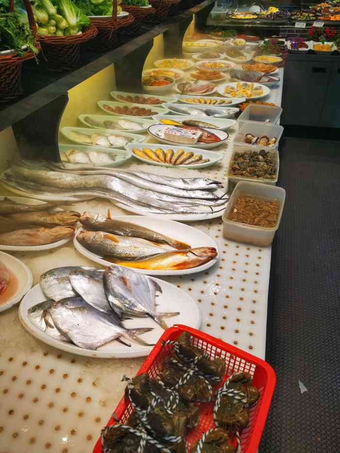 阿六头小海鲜(范江岸店)-"阿六头小海鲜:主要以海鲜为主打有酱汁鲳鱼.