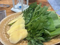 -菌之家·专业纯野生菌火锅·特色炒菌
