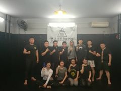 -威天下格斗柔术健身馆(红旗渠路店)