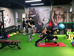 -征成健身连锁私教工作室(九公里店)